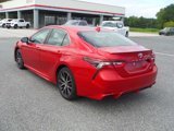 Used 2022 Toyota Camry SE image 3