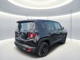 Used 2022 Jeep Renegade Sport image 4