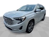 Used 2020 GMC Terrain Denali w/ Denali Premium Package image 4