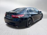 Used 2018 Toyota Camry SE image 5