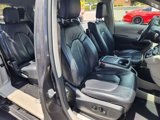 Used 2017 Chrysler Pacifica Touring-L Plus image 4
