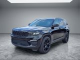 Used 2022 Jeep Grand Cherokee Limited image 3