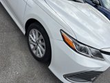 Used 2022 Toyota Camry LE image 4