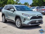 Used 2021 Toyota RAV4 XLE Premium image 3