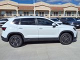 New 2025 Volkswagen Taos SE image 4