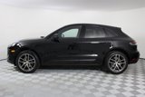 Certified 2025 Porsche Macan image 2