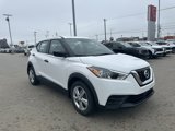 Used 2020 Nissan Kicks S image 2