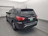 Used 2018 Nissan Pathfinder SV image 5
