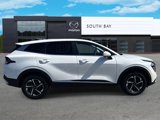 Used 2023 Kia Sportage LX image 2