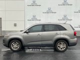 Used 2014 Kia Sorento LX image 2