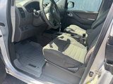 Used 2010 Nissan Frontier SE w/ SE Value Truck Pkg image 5