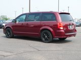 Used 2019 Dodge Grand Caravan SXT w/ Rear Park Assist Package image 3