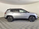 Certified 2022 Jeep Compass Limited image 4