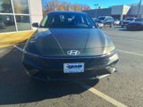 New 2025 Hyundai Elantra SEL image 2