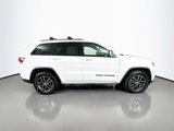 Used 2018 Jeep Grand Cherokee Trailhawk w/ Trailhawk Luxury Group image 4