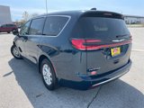 New 2025 Chrysler Pacifica Select image 5