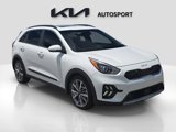 Certified 2022 Kia Niro Touring Special Edition image 3