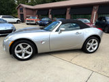 Used 2008 Pontiac Solstice Convertible image 2