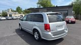 Used 2012 Dodge Grand Caravan SXT image 5