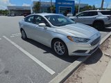 Used 2018 Ford Fusion SE image 3