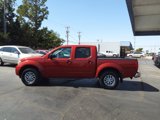 Used 2017 Nissan Frontier SL image 5