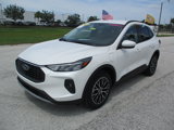 Certified 2023 Ford Escape SE image 3