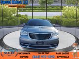 Used 2015 Chrysler Town & Country Touring image 2