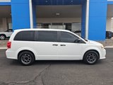 Used 2019 Dodge Grand Caravan SE w/ UConnect Hands-Free Group image 2