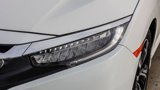 Used 2018 Honda Civic Touring image 5