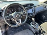 Used 2018 Nissan Rogue SV image 3