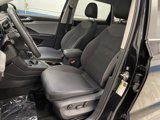 Used 2022 Volkswagen Taos SE image 4