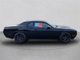 Used 2016 Dodge Challenger SXT image 5