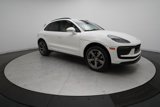 Used 2023 Porsche Macan image 3