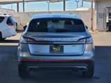 Used 2020 Lincoln Nautilus FWD w/ Equipment Group 101A image 5