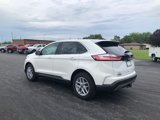 Used 2023 Ford Edge SEL w/ Convenience Package image 3