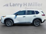 Used 2021 Nissan Rogue S image 2