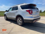 Used 2017 Ford Explorer XLT w/ Equipment Group 202A image 2