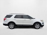 Used 2017 Ford Explorer XLT image 4
