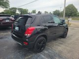 Used 2021 Chevrolet Trax LT w/ Redline Edition image 3