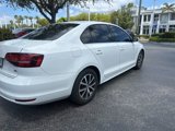 Used 2017 Volkswagen Jetta SE image 5