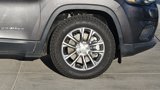 Used 2019 Jeep Cherokee Latitude Plus w/ Comfort/Convenience Group image 2