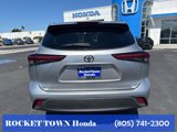 Used 2020 Toyota Highlander LE image 6
