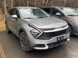 Used 2023 Kia Sportage LX image 3