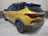 Used 2023 Kia Seltos Nightfall Edition image 2