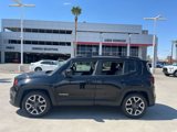 Used 2018 Jeep Renegade Latitude image 3