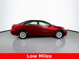 Used 2016 Toyota Camry LE image 3