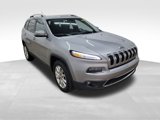 Used 2017 Jeep Cherokee Limited image 2