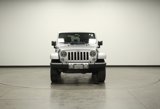 Used 2016 Jeep Wrangler Sahara image 3