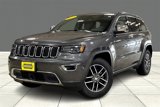 Used 2017 Jeep Grand Cherokee Limited w/ Luxury Group II image 2