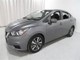 Used 2021 Nissan Versa SV image 3